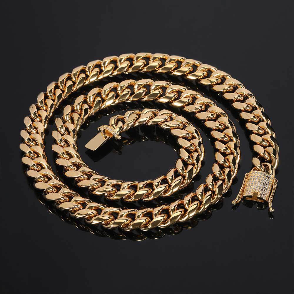 Stainless Steel Buckle Cuban Chain Necklace – The Ultimate in Luxury and Style